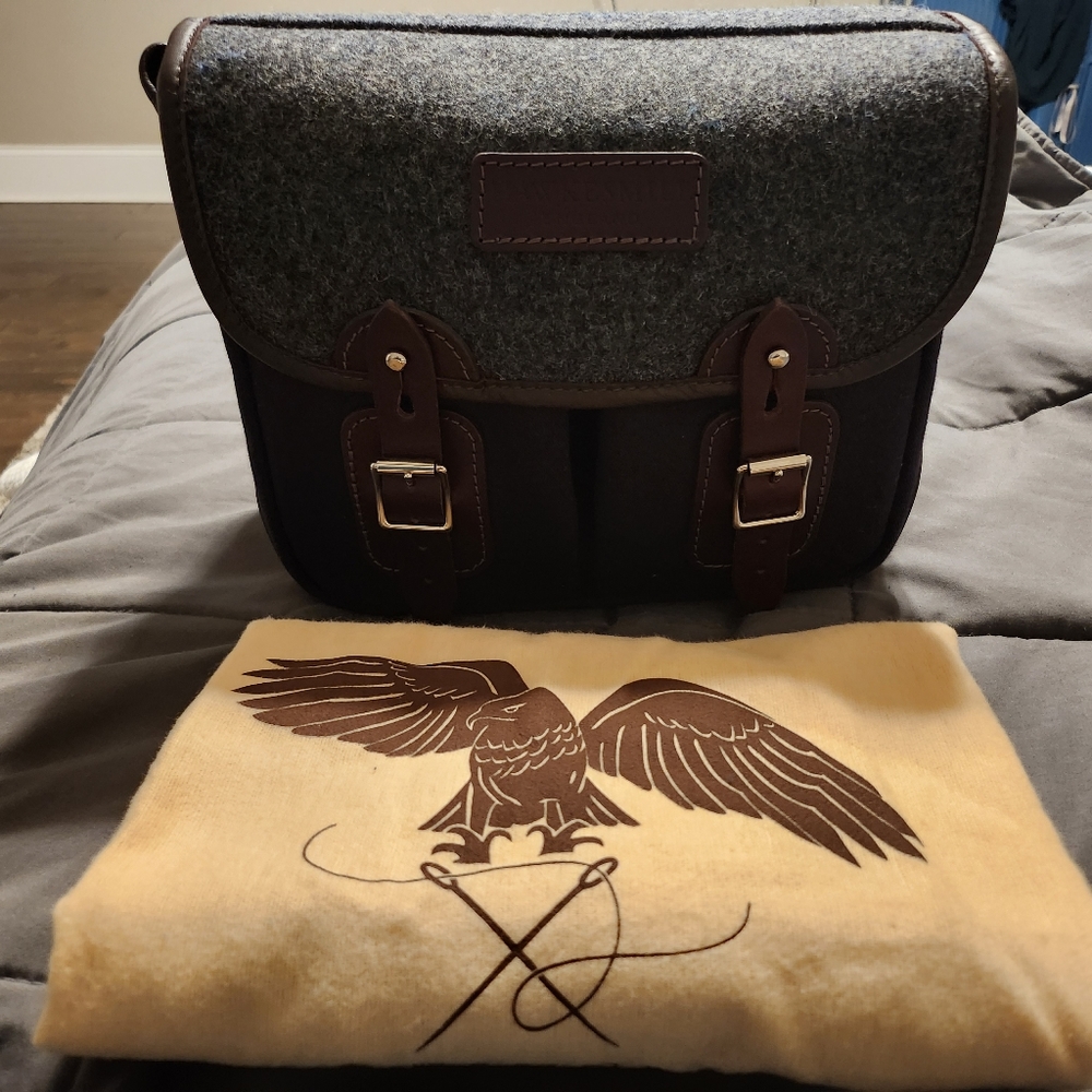 HAWKESMILL ENGLAND Camera Messenger Bag/Backpack, Navy Canvas, Tweed, Leather
